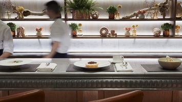 Dining Deluxe