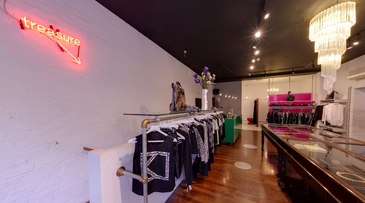 Site gives panoramic shoppable view of boutiques 